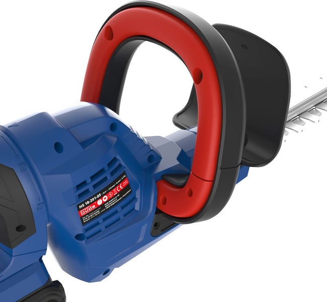 Nahaufnahme der Güde Akku-Heckenschere HS 18-201-05 mit ergonomischem Frontgriff und Handschutz.