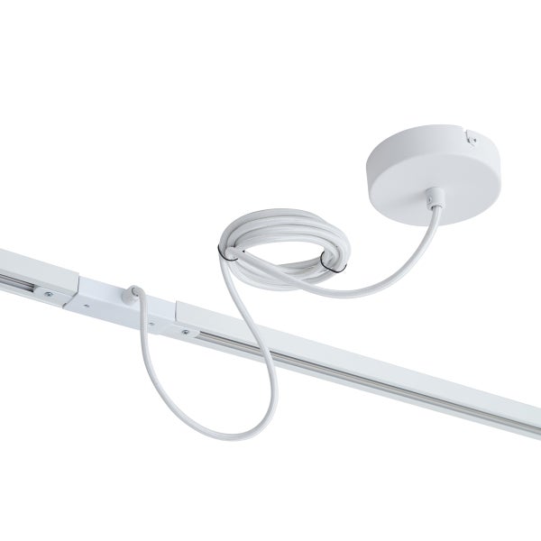 Weiße Stromeinspeisung für Schienensysteme mit textilumwickeltem Kabel, Deckenbaldachin und Schienenverbinder.