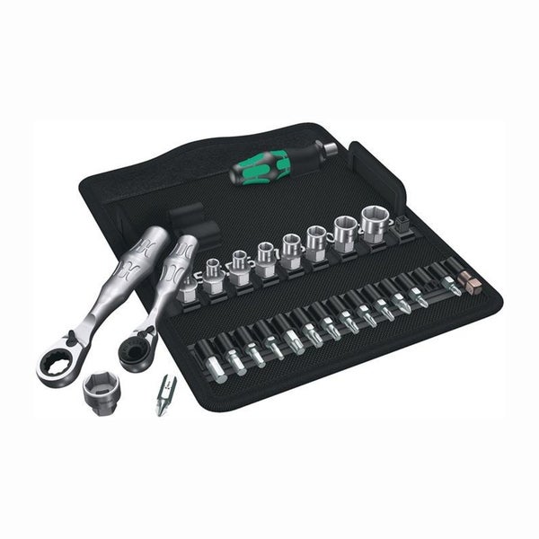 Steckschlüsselsatz mit Ratschen, Nüssen und Bits in einer schwarzen Tasche