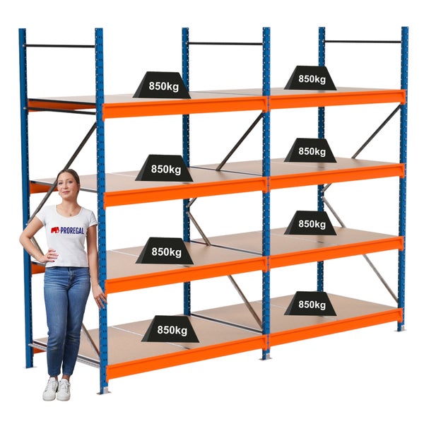 Regal mit vier Ebenen und einer Traglast von 850 Kilogramm pro Ebene