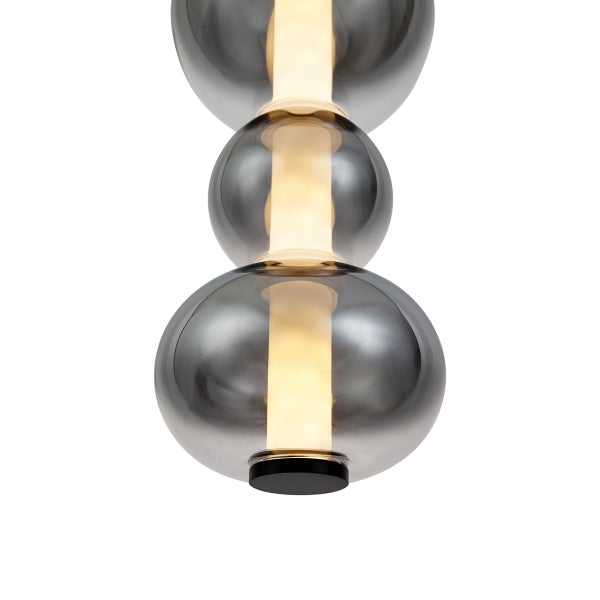 Pendelleuchte mit drei Kugeln