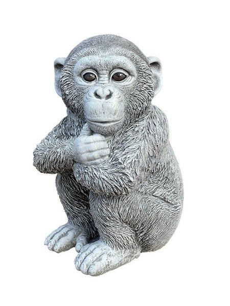 Dekorative Gartenfigur in Form eines sitzenden Schimpansen aus Stein für den Außenbereich