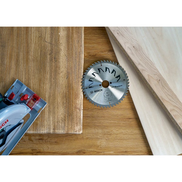 Kreissägeblatt von Bosch auf Holz
