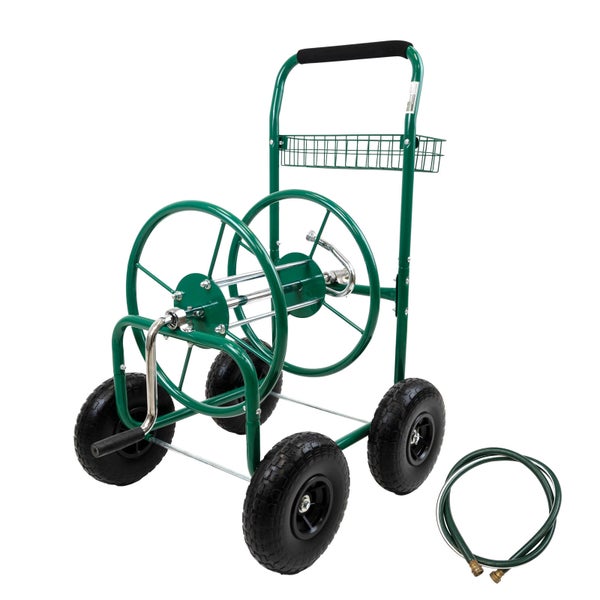 Mobiler Schlauchwagen mit Handkurbel aus Metall inklusive Schlauchanschluss und Ablagekorb.