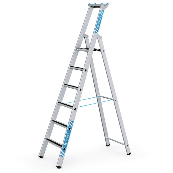 Zarges Stehleiter mit sechs Stufen