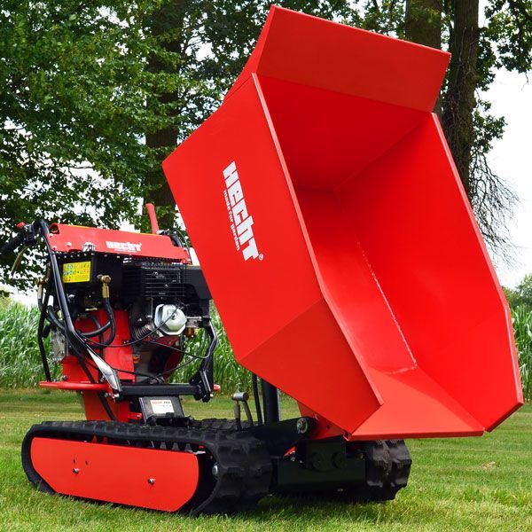 Roter Hecht Raupendumper mit Kettenantrieb und hochgekippter Transportmulde.