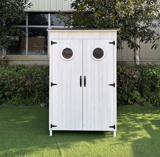 Moderner Gartenschrank TONI mit zwei großen Bullaugen, weiß, 118 x 70 x 190 cm