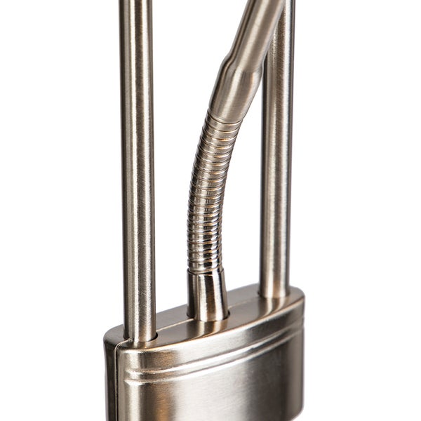 Detailansicht einer Stehleuchte aus Metall mit flexiblem Schwanenhals für die Lesebeleuchtung.