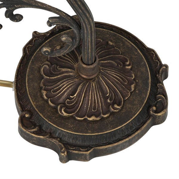 Detailaufnahme des verziertem Lampenfußes