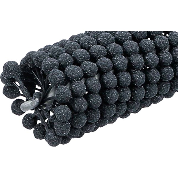 Rohrschelle mit Schrauben zur Befestigung von Rohren