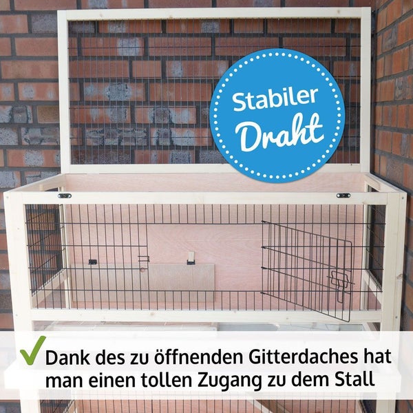 Kleintierstall aus Holz mit stabilem Drahtgitter und aufklappbarem Gitterdach für einfachen Zugang zum Innenraum.