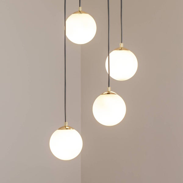 Pendelleuchte mit vier Glaskugeln