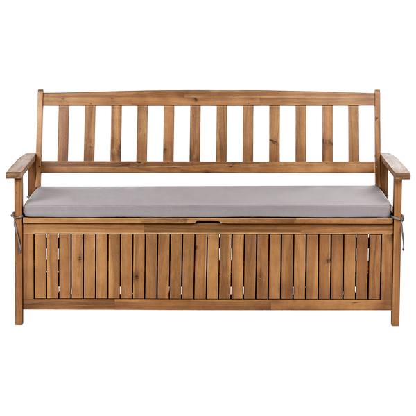 Gartenbank aus Holz mit integrierter Truhe und grauem Sitzkissen.