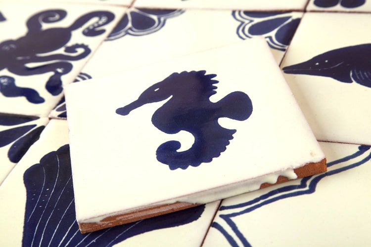 Dekorative Fliesen mit Tiermotiven