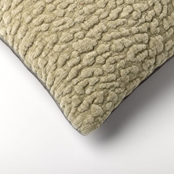 Dekokissen mit Noppenmuster