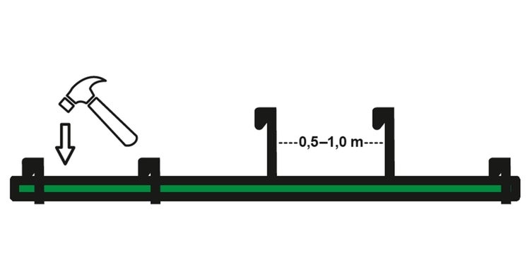 Symbolbild zur Befestigung einer Dachrinne mit einem Abstand von 0,5 bis 1,0 Meter