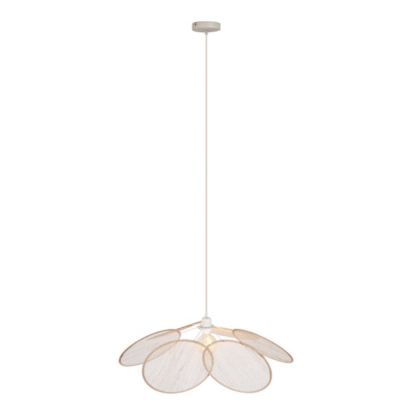 Pendelleuchte mit einem Schirm aus ovalen Geflecht-Paneelen in Blütenform, einer sichtbaren Lichtquelle und einem langen verstellbaren Kabel.