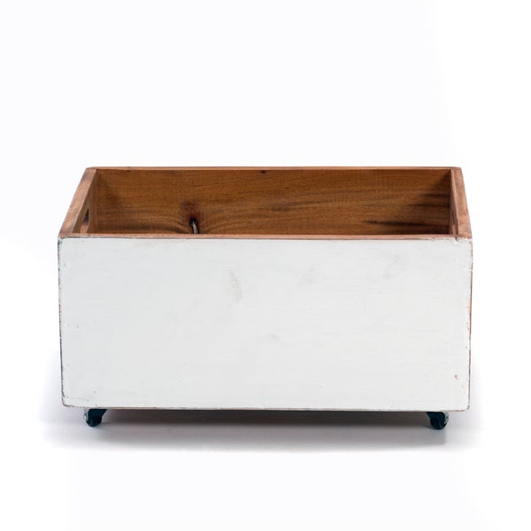Holzkiste BOX Recyclingholz massiv, mit Rollen 06 weiß-landhaus