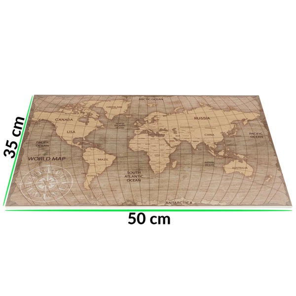 Weltkarte im Vintage-Stil auf Holzoptik mit den Maßen 50 mal 35 Zentimeter.