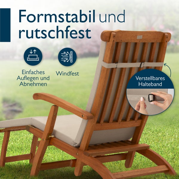 Blaue Hochlehner-Gartenstuhlauflage mit Kopfpolster und Karomuster.