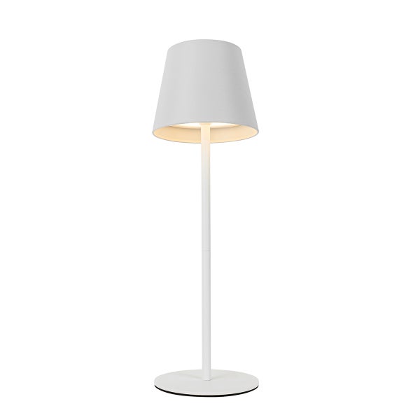 Moderne weiße Tischleuchte mit konischem Schirm und rundem Standfuß.