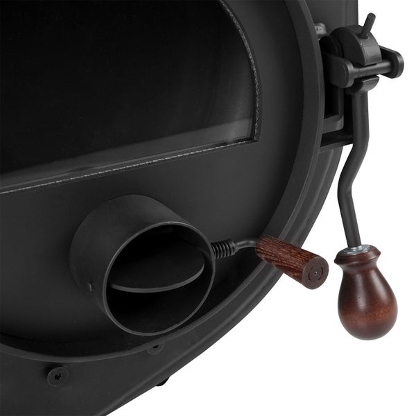 Detailansicht der Ofentür mit Griff und Luftzufuhrregler