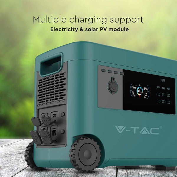 Tragbare Powerstation mit mehreren Ladeoptionen für Strom und Solarmodule