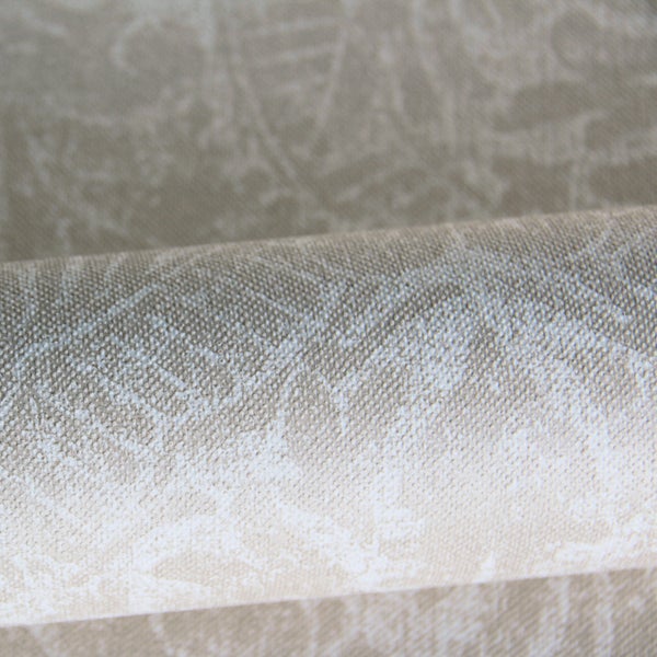 Nahaufnahme eines gemusterten Möbelstoffs