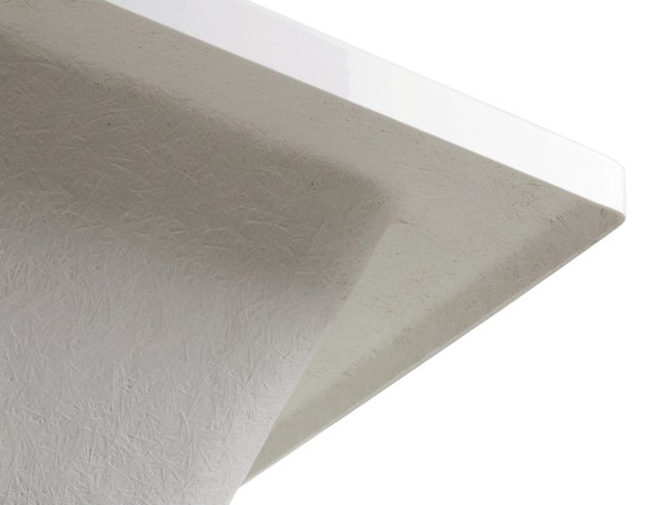 Detailansicht der Unterseite einer Duschwanne aus glasfaserverstärktem Kunststoff