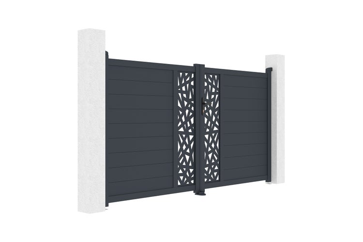 Zweiflügeliges Einfahrtstor aus Aluminium in Anthrazit mit horizontalen Lamellen und geometrischen Dekor-Paneelen.