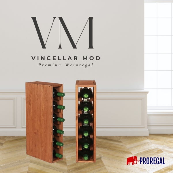 Zwei Vincellar Mod Weinregale aus Holz mit Weinflaschen in einem hellen Raum mit Parkettboden und Wandleisten. Proregal Logo.