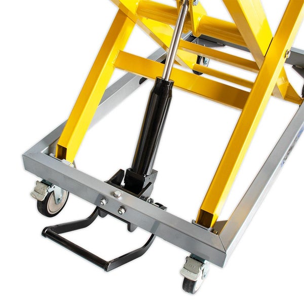 Detailansicht einer Scherenhubwagenheber-Konstruktion mit Hydraulikzylinder und Rollen