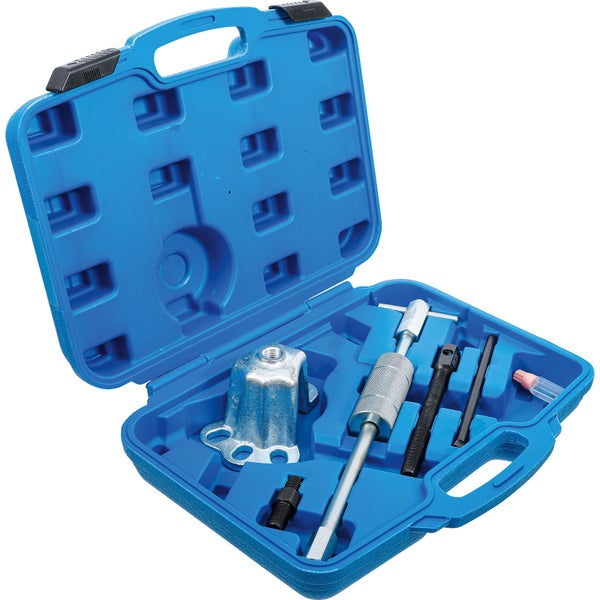 Werkzeugsatz mit verschiedenen Werkzeugen im blauen Koffer