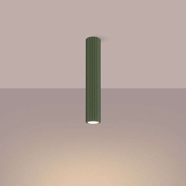 Grüne Deckenleuchte mit gerippter Oberfläche