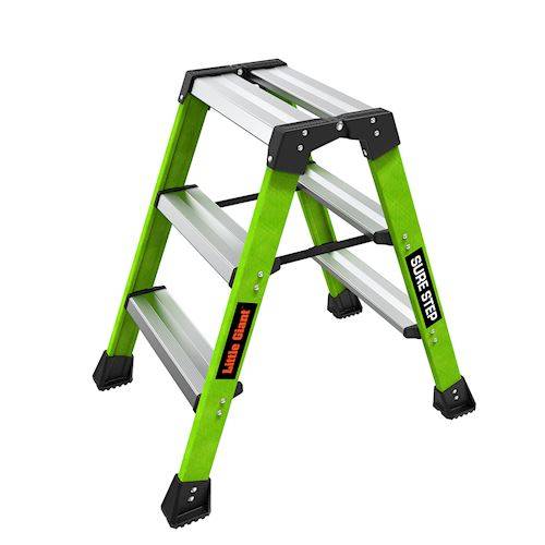 Little Giant Sure Step Trittleiter aus Aluminium mit drei Stufen und rutschfesten Füßen für sicheren Stand.
