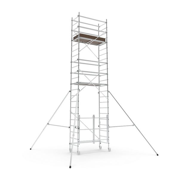Mobiles Fahrgerüst aus Aluminium mit Arbeitsplattformen, Rollen und vier seitlichen Auslegern für Stabilität.