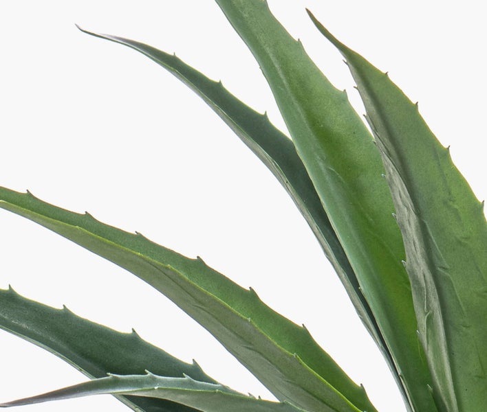 Künstliche Hortensie in Grün mit detailreichen Blättern und kleinen Knospen.