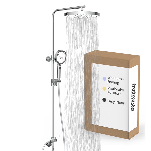 Duschsystem mit Kopfbrause und Handbrause neben Produktkarton mit Merkmalen Wellness Feeling, maximaler Komfort und Easy Clean Funktion.