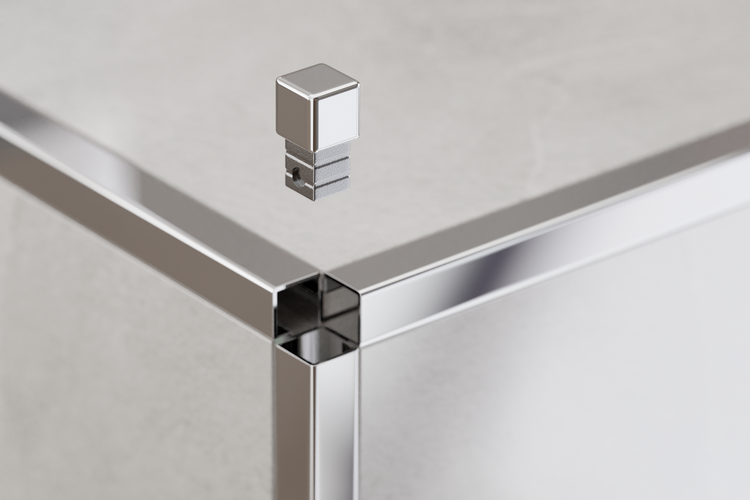 Detailaufnahme von Duschkabinenprofilen und Eckverbinder