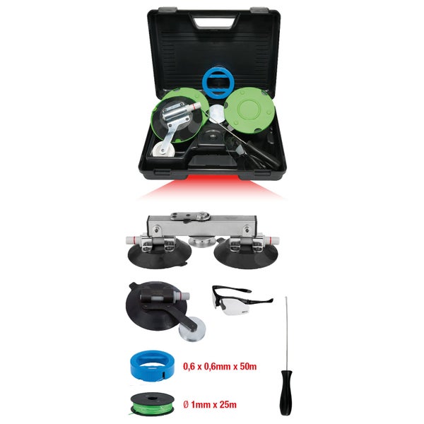 Fliesenwerkzeugsatz im schwarzen Werkzeugkoffer mit Saugnäpfen, Abstandshaltern, Reinigungspads und Schutzbrille