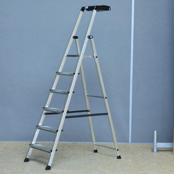 Aluminium-Stufenleiter mit sechs Stufen für den Heimwerkerbedarf