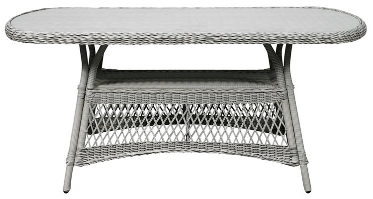 Heller Küchenbereich mit Laminatboden, Kücheninsel und Esstisch.