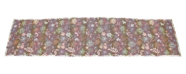 Tischläufer mit Blumenmuster