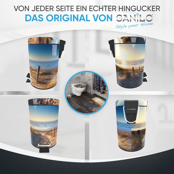 Sanilo Treteimer mit Strand- und Dünenmotiv in vier Ansichten, Badezimmerszene mit passendem Zubehör und Sanilo Logo.