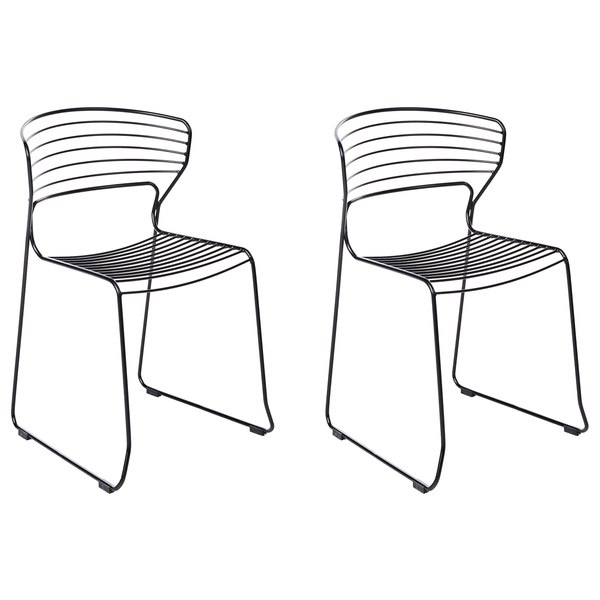 Zwei Stühle aus Metall mit Lamellensitz und Rückenlehne.