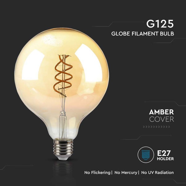 LED Globe G125 Leuchtmittel mit E27 Sockel, bernsteinfarbenem Glas und spiralförmigem Filament.