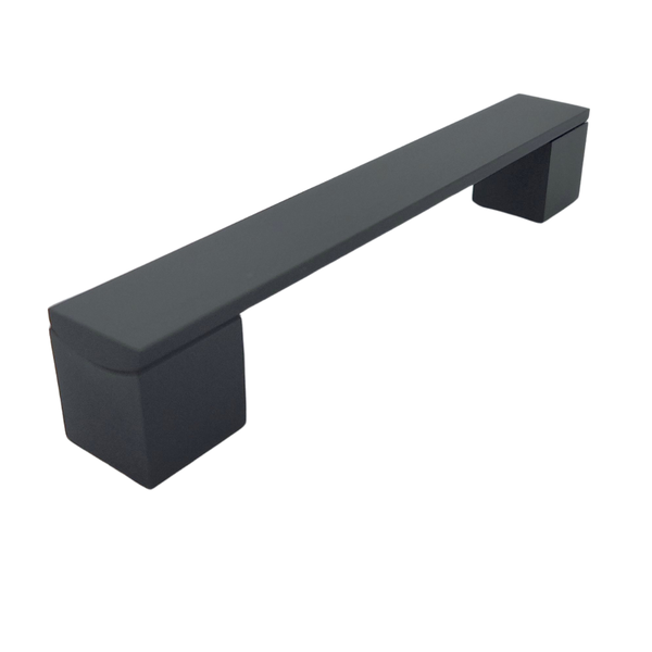 Möbelgriff aus Metall