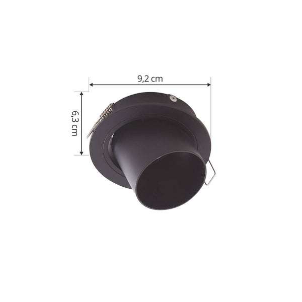 Schwarzer schwenkbarer Einbaustrahler mit Maßen von 9,2 Zentimeter Durchmesser und 6,3 Zentimeter Tiefe.