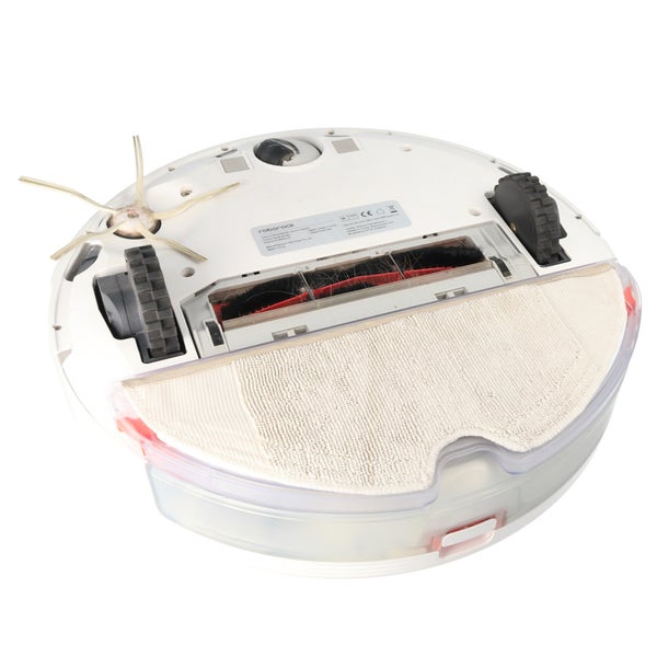 Innenliegende Rahmenkonstruktion mit 42 mm starker Mineralwolle und 12.5 mm Spezial Softline Profilholz.