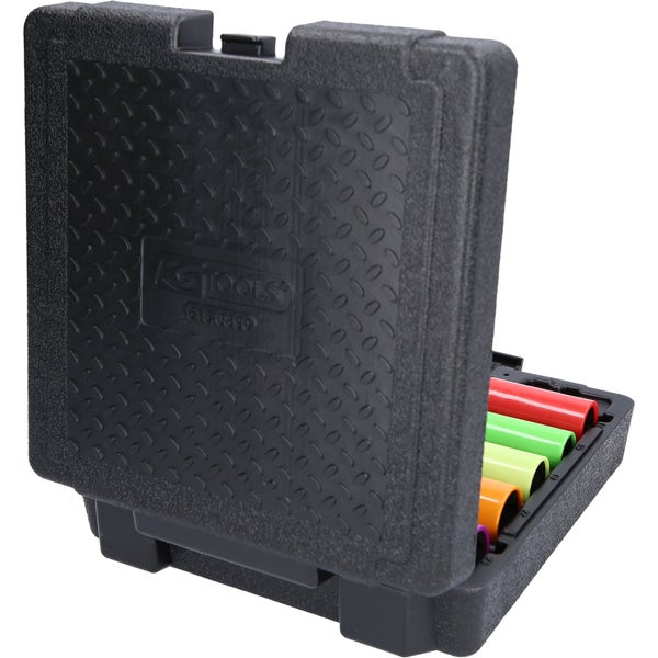 Werkzeugkoffer mit farbigen Steckschlüsseleinsätzen